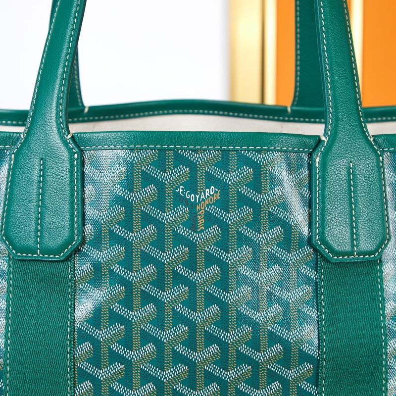 Goyard Shopping Bags